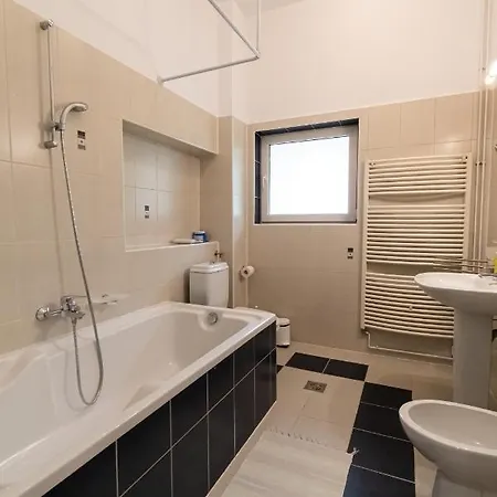 48 Beautiful Building Within Moments From The Old Town Of *