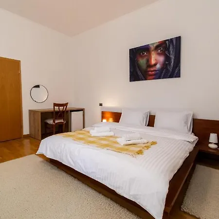 48 Beautiful Building Within Moments From The Old Town Of Appartement *