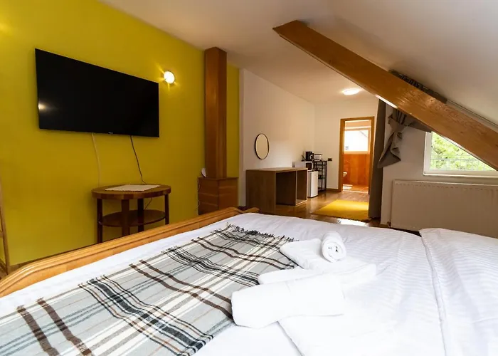 48 Beautiful Building Within Moments From The Old Town Of Apartment