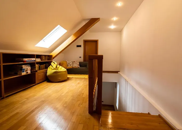 48 Beautiful Building Within Moments From The Old Town Of Apartment *